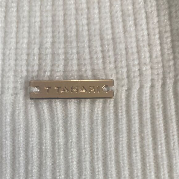 Tahari White Crew Neck Sweater Puff Sleeve - Picture 2 of 7